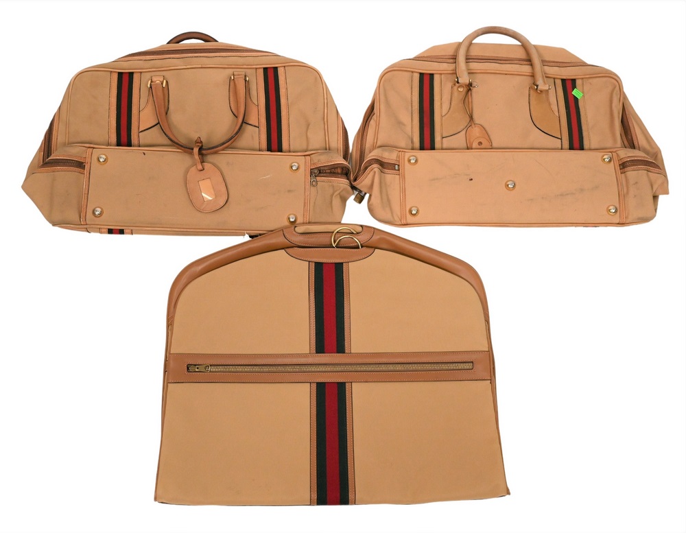 Lot - SET OF VINTAGE GUCCI LUGGAGE